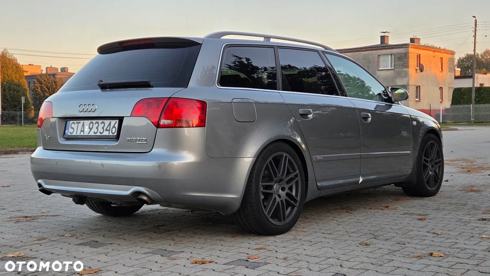 Audi A4 Avant 2.0 TDI DPF quattro - 9
