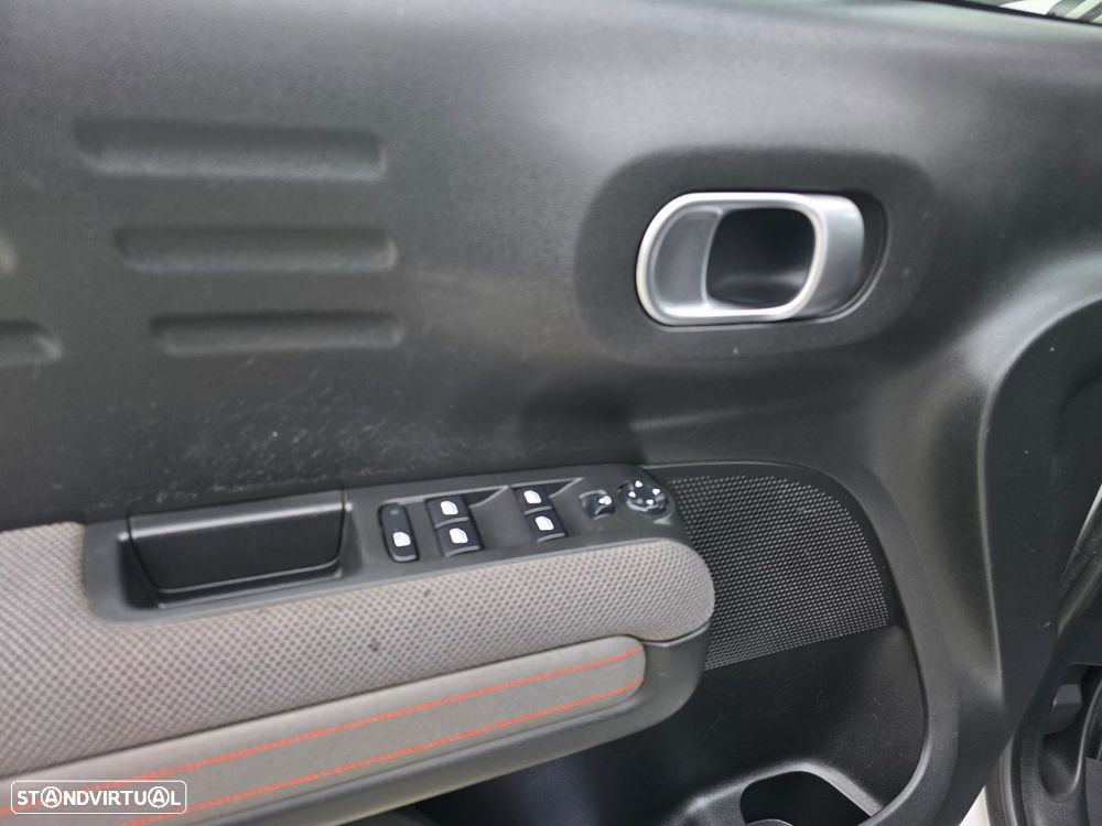 Citroën C3 Aircross BlueHDI 120 Stop & Start EAT6 SHINE - 25