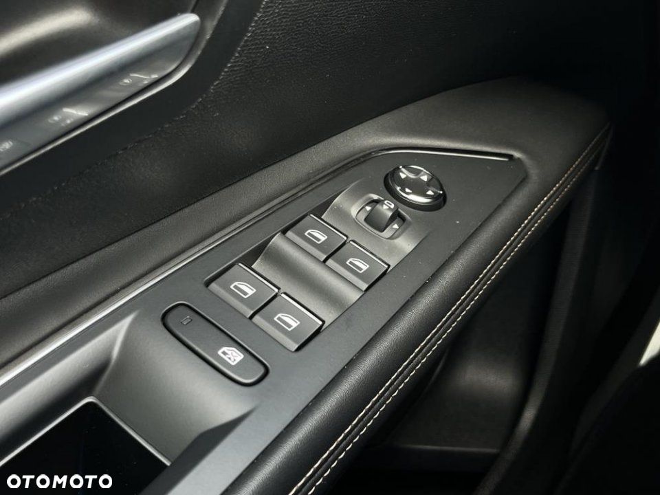 Peugeot 5008 - 22