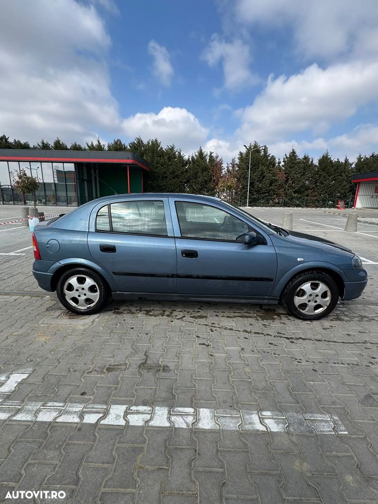 Opel Astra - 6