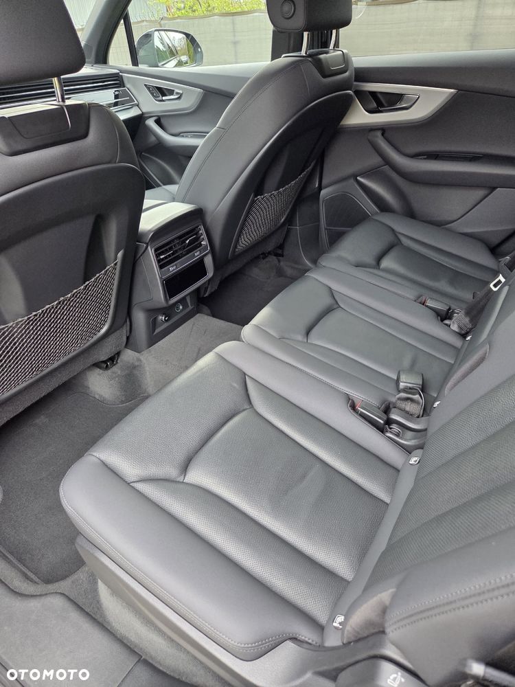 Audi Q7 - 5