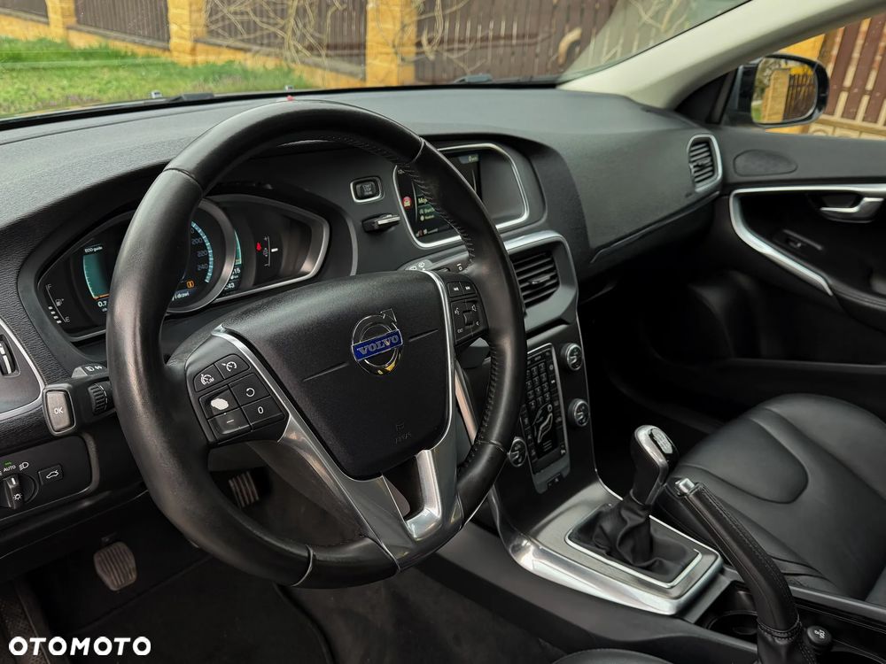 Volvo V40 D3 Summum - 5