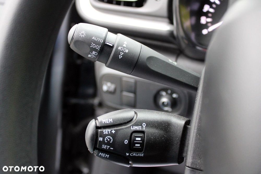 Citroën C3 1.2 PureTech Max - 21