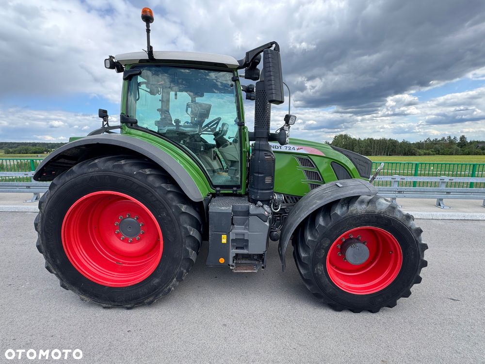 Fendt 724 PROFI + GPS Trimble RTK Super Stan Traktor 4x4 - 4