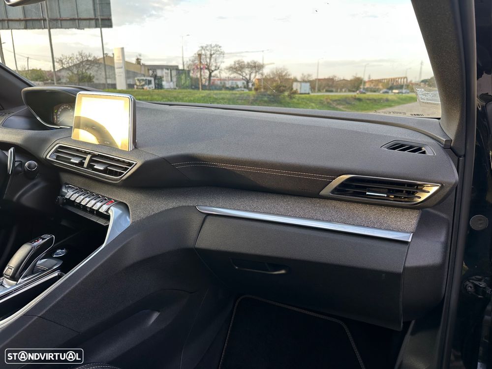 Peugeot 3008 1.6 BlueHDi GT Line EAT6 - 14