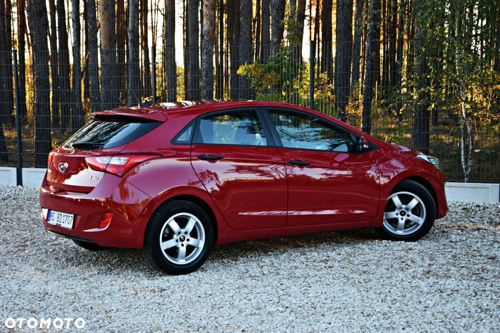 Hyundai i30 1.4 BlueDrive Run - 24