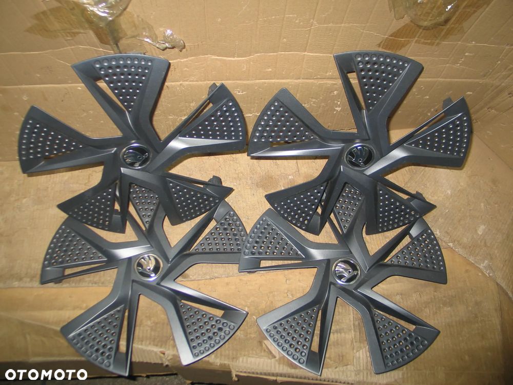 Kołpaki kolpak kapsel skoda fabia 4 IV 21r- 6VA601169 oryginal 4szt. - 3