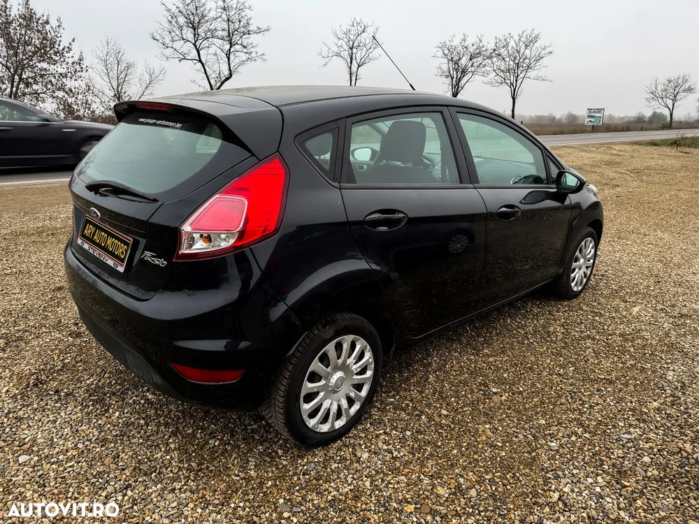 Ford Fiesta - 6