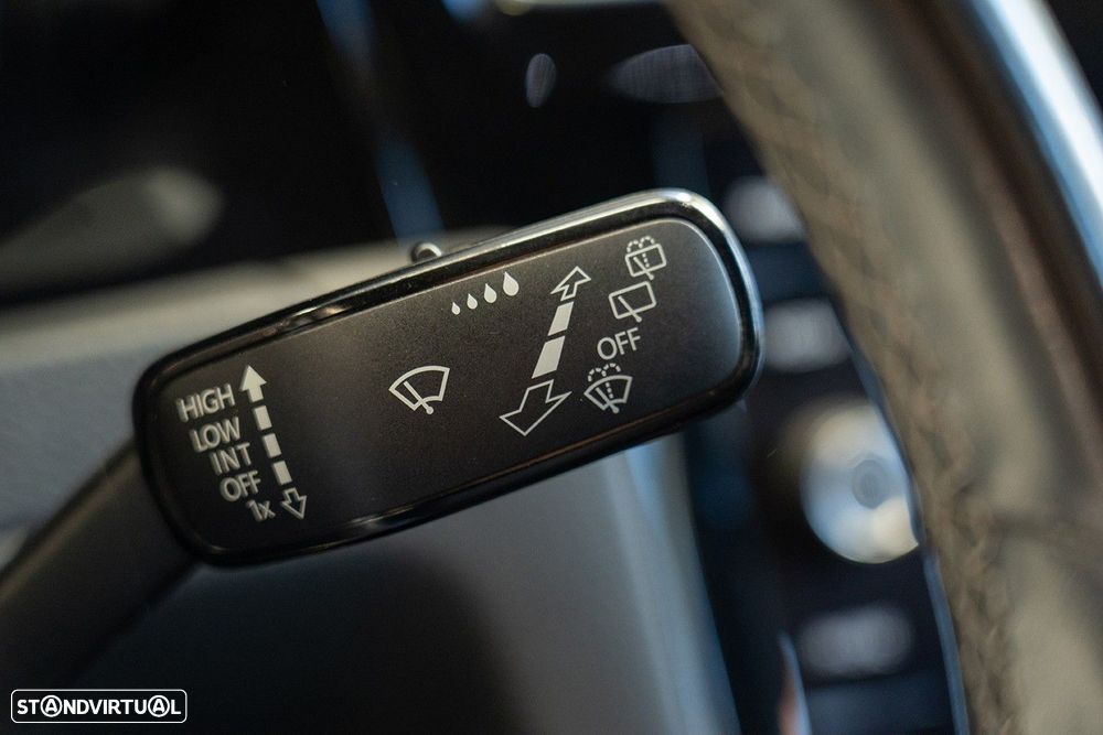 VW Golf 2.0 TDI GTD DSG - 27