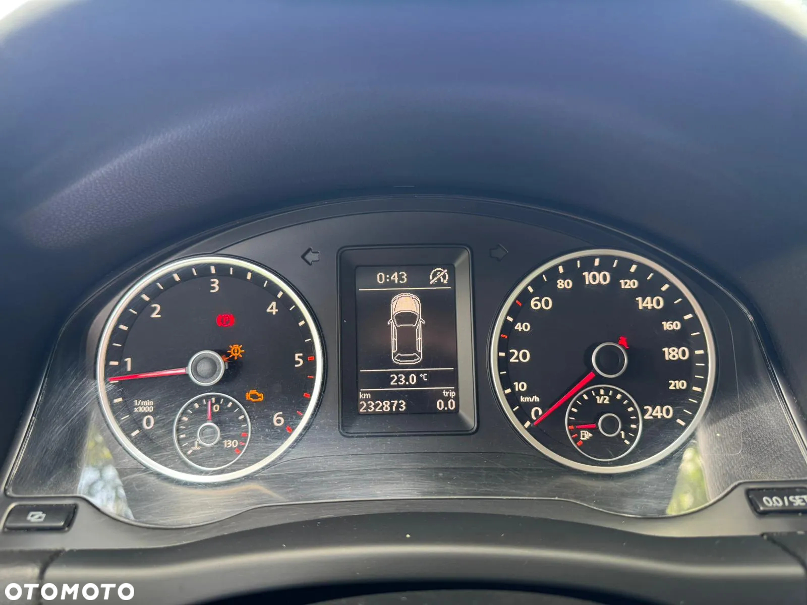 Volkswagen Tiguan 2.0 TDI BlueMot Trend&Fun - 10