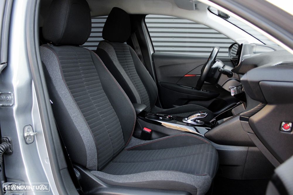 Peugeot e-208 50 kWh Active Pack - 28