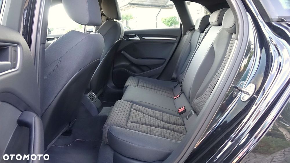 Audi A3 Sportback - 25