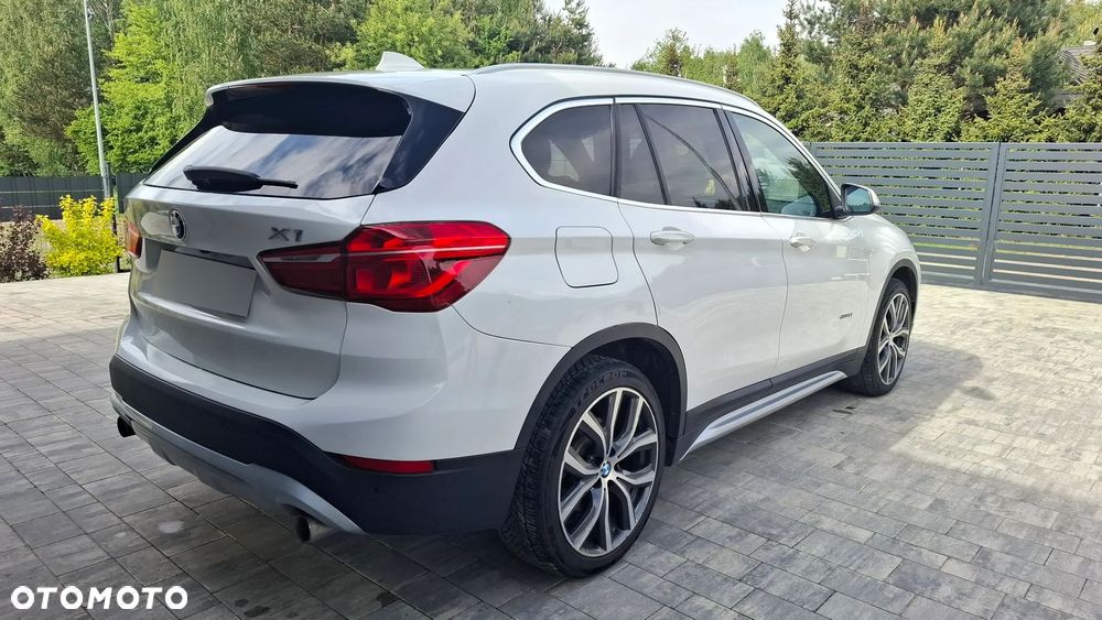 BMW X1 - 12