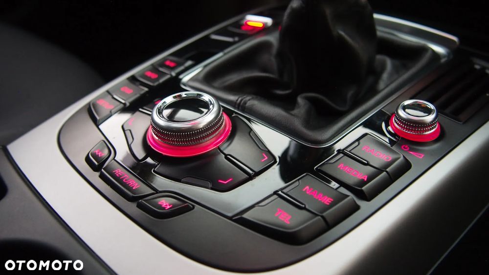 Audi A4 Avant 2.0 TDI DPF Ambiente - 26