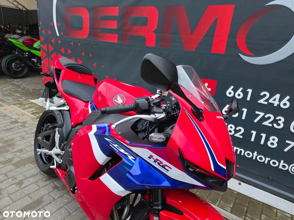 Honda CBR - 27