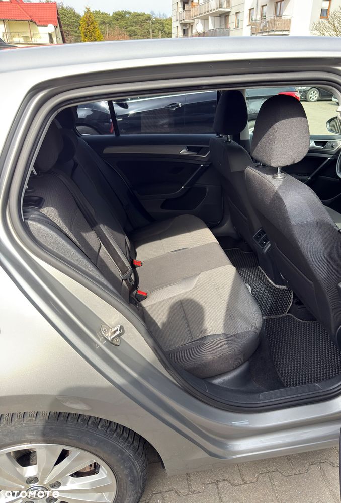 Volkswagen Golf 1.4 TSI BMT Comfortline - 19