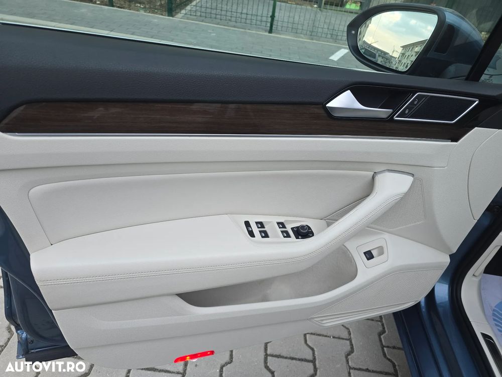 Volkswagen Passat - 14