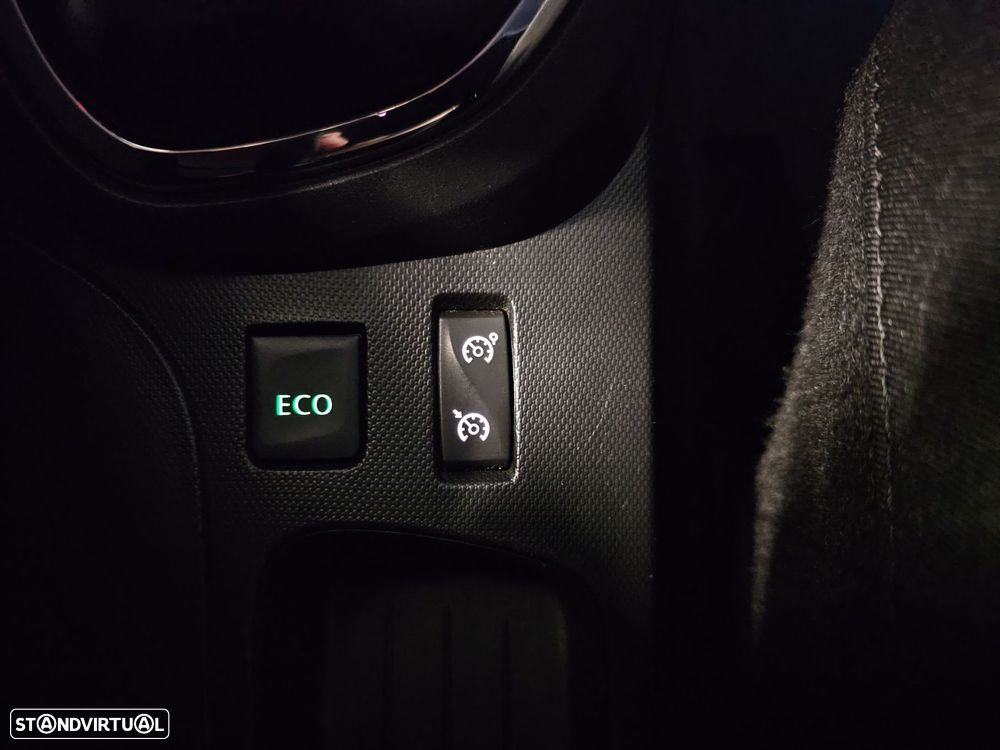 Renault Captur 0.9 TCE Exclusive - 24