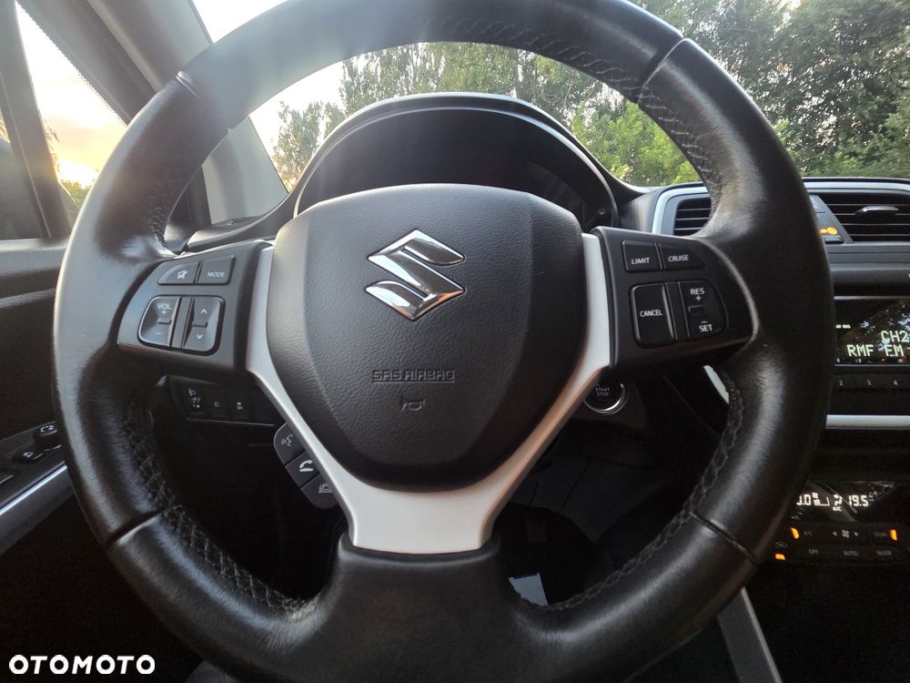 Suzuki SX4 S-Cross 1.6 XLED - 14