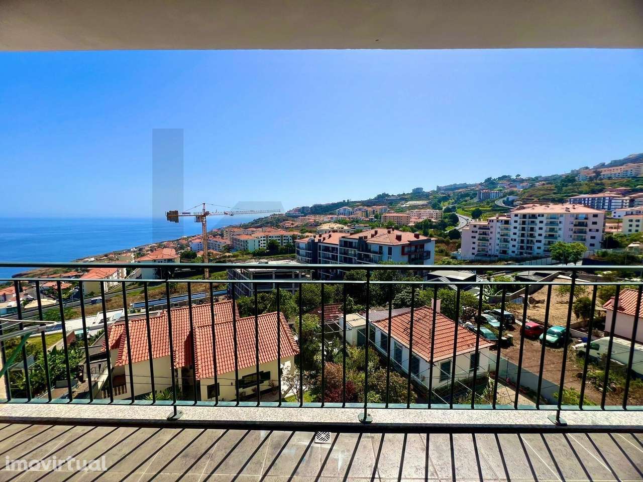 Apartamento T3 no Centro do Caniço com vista Mar - Grande imagem: 2/18