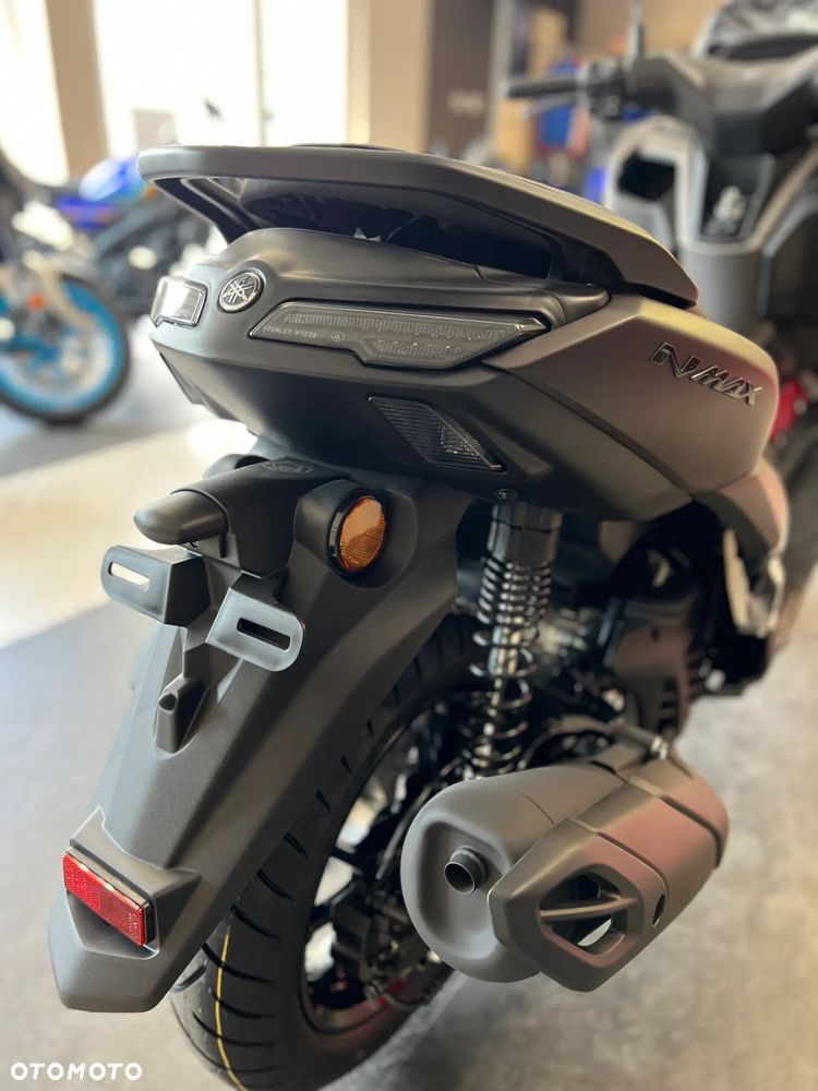 Yamaha NMAX - 20