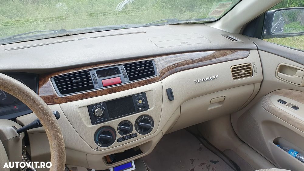 Mitsubishi Lancer 2.0 Comfort - 23
