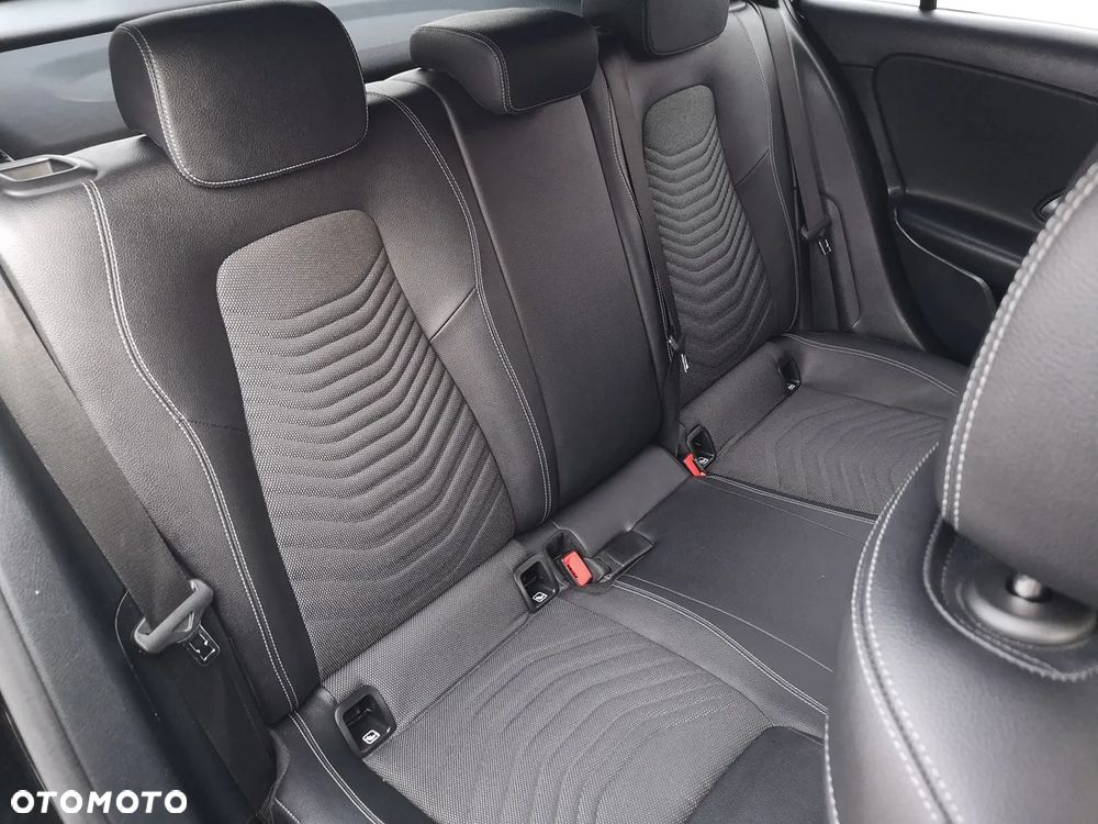 Mercedes-Benz Klasa A 180 d Edition 1 7G-DCT - 22