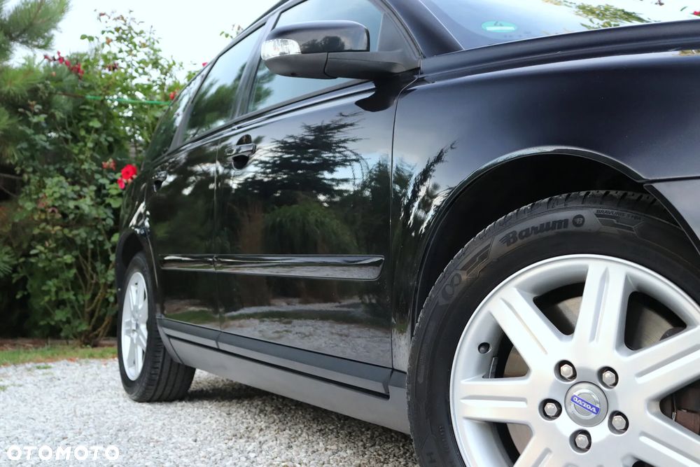 Volvo V70 D5 Summum - 24