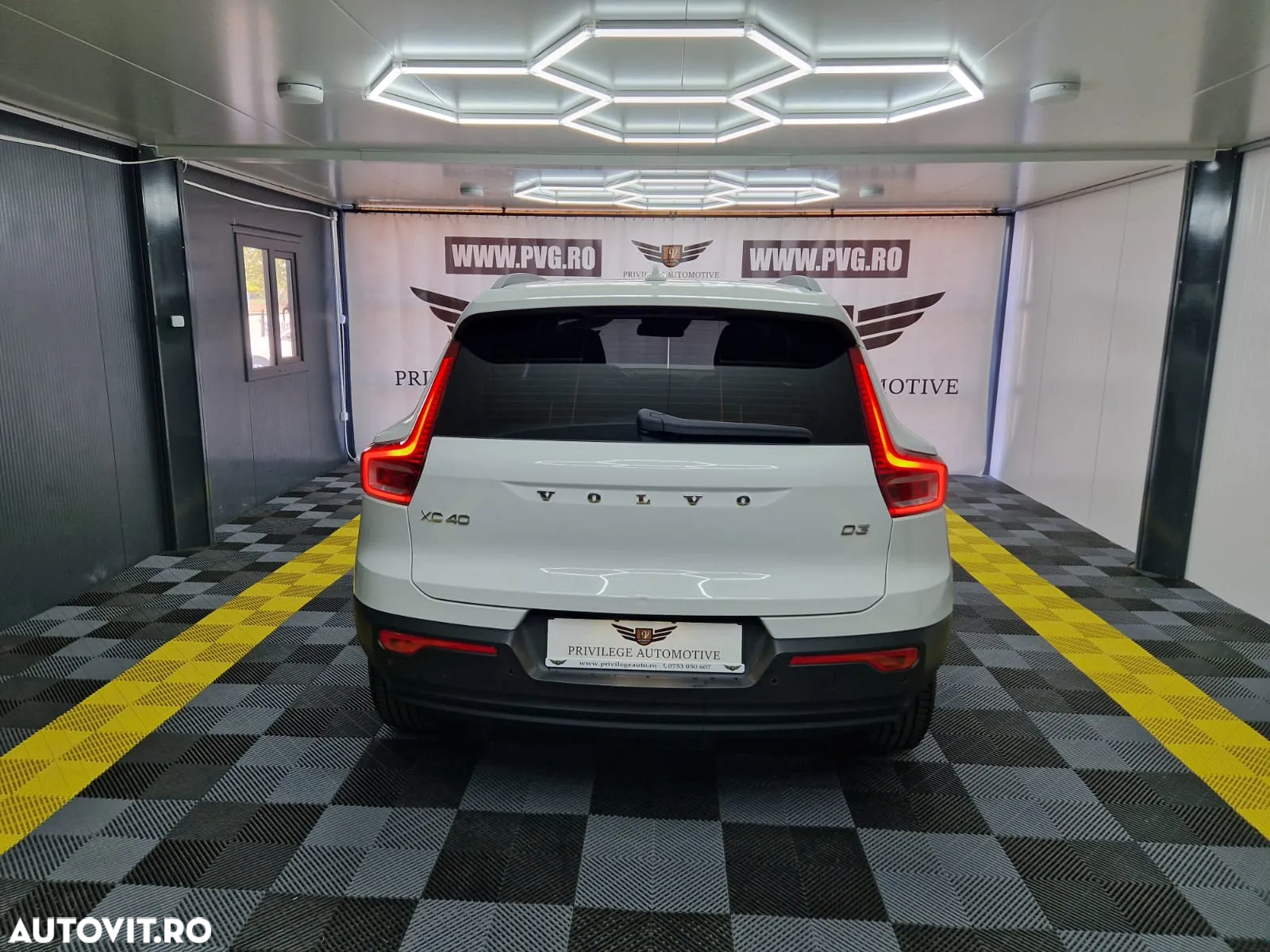 Volvo XC 40 D3 AWD Geartronic Inscription - 5