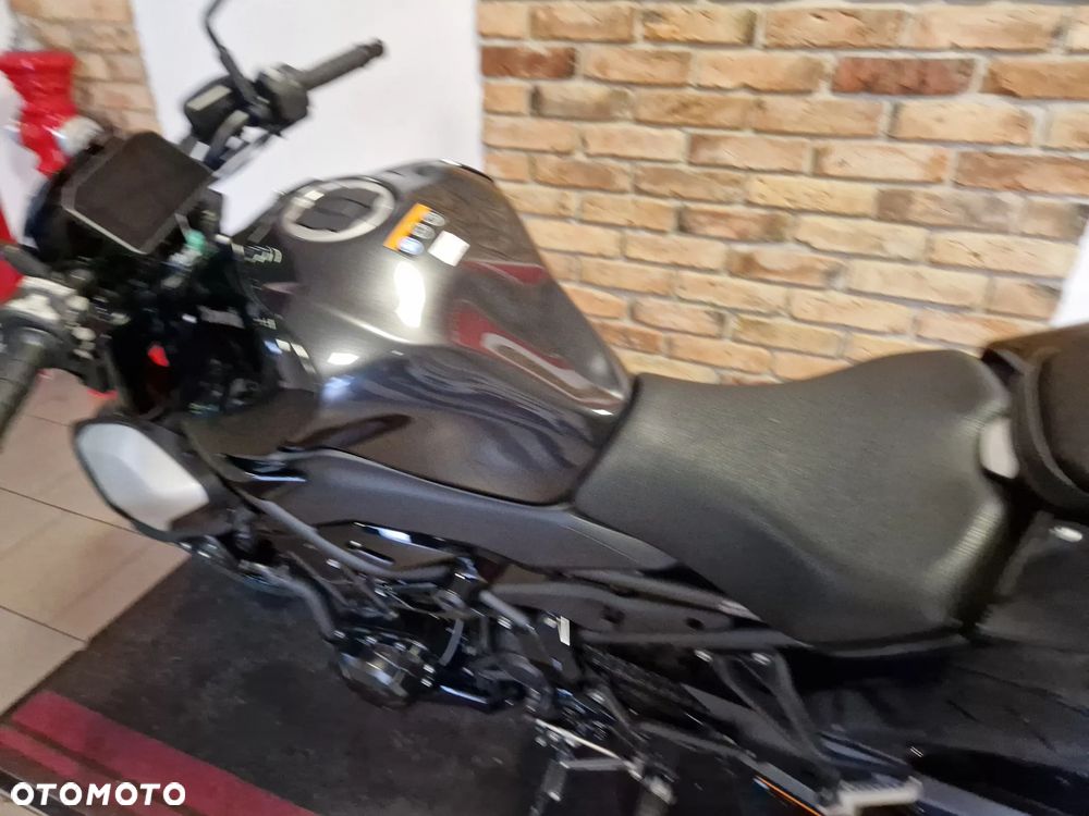 Kawasaki Z - 19