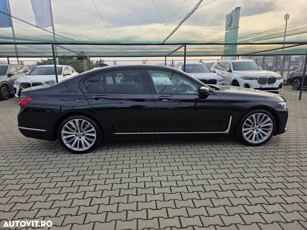 BMW Seria 7 740d xDrive MHEV - 6