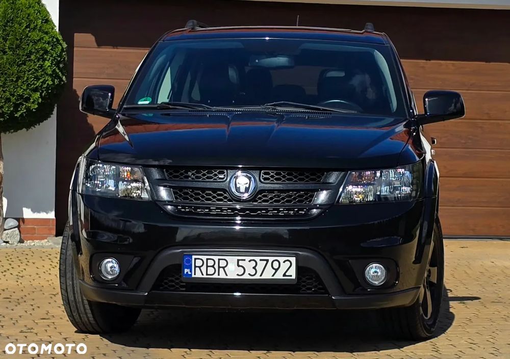 Fiat Freemont 2.0 Multijet 16V DPF Automatik Allrad Black Code - 1
