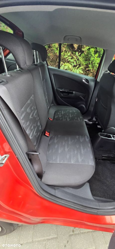 Opel Corsa 1.4 16V Innovation - 33