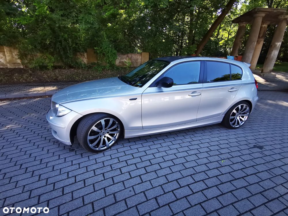 BMW Seria 1 116d - 23