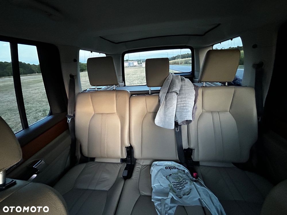 Land Rover Discovery 3.0D V6 HSE - 10
