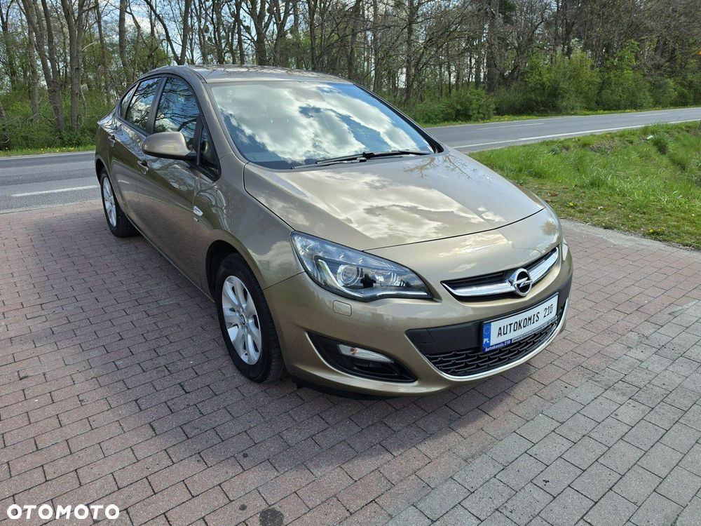 Opel Astra - 10