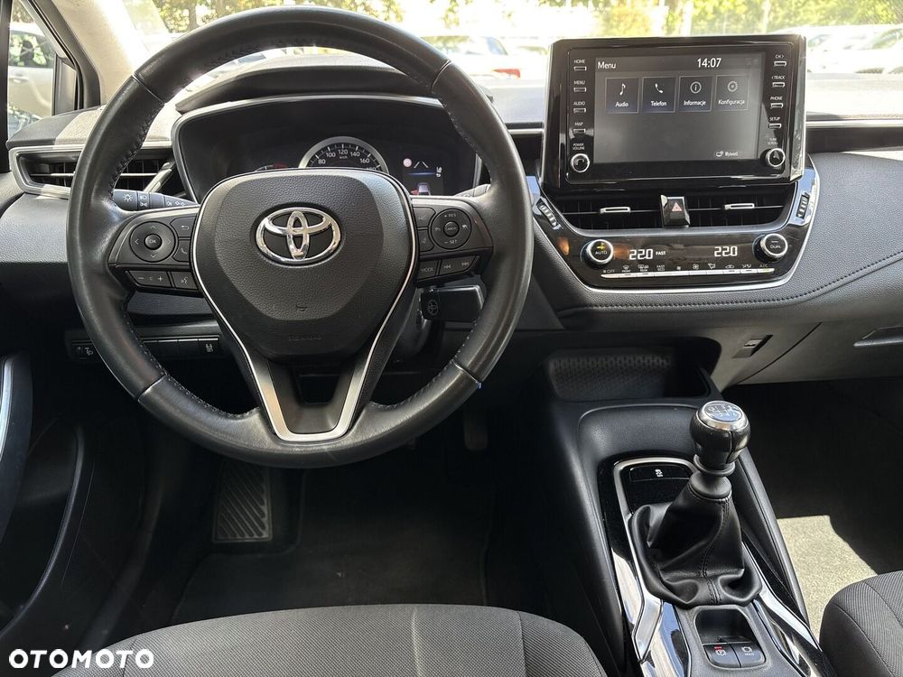 Toyota Corolla - 4