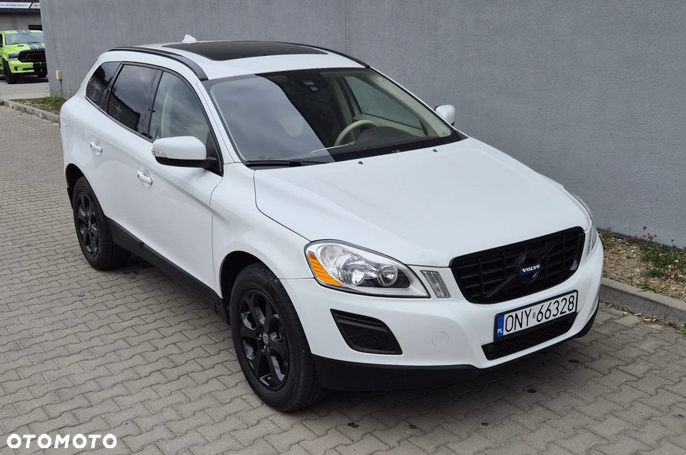 Volvo XC 60 - 8