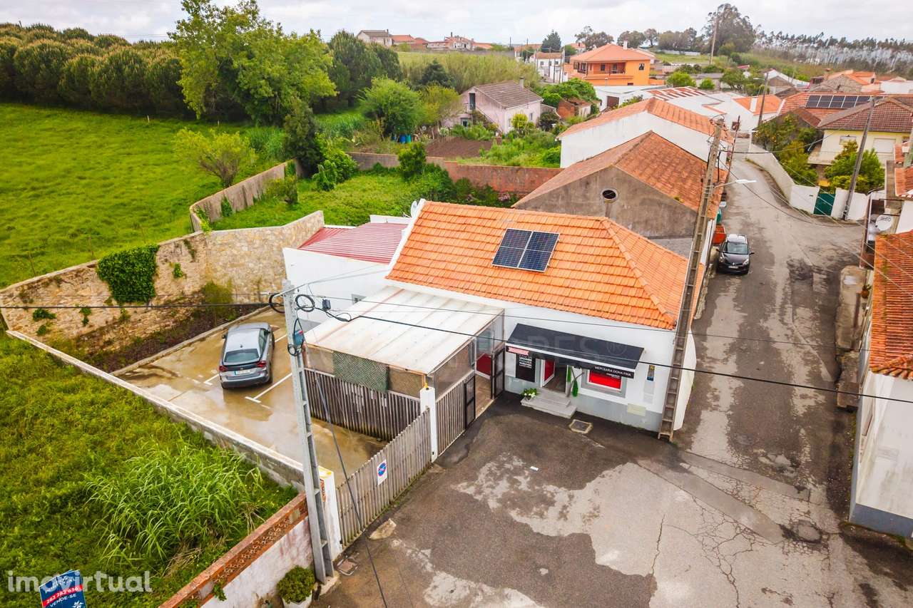 Loja com 102m2 | Logradouro de 170m2 | 2023 - Grande imagem: 5/13