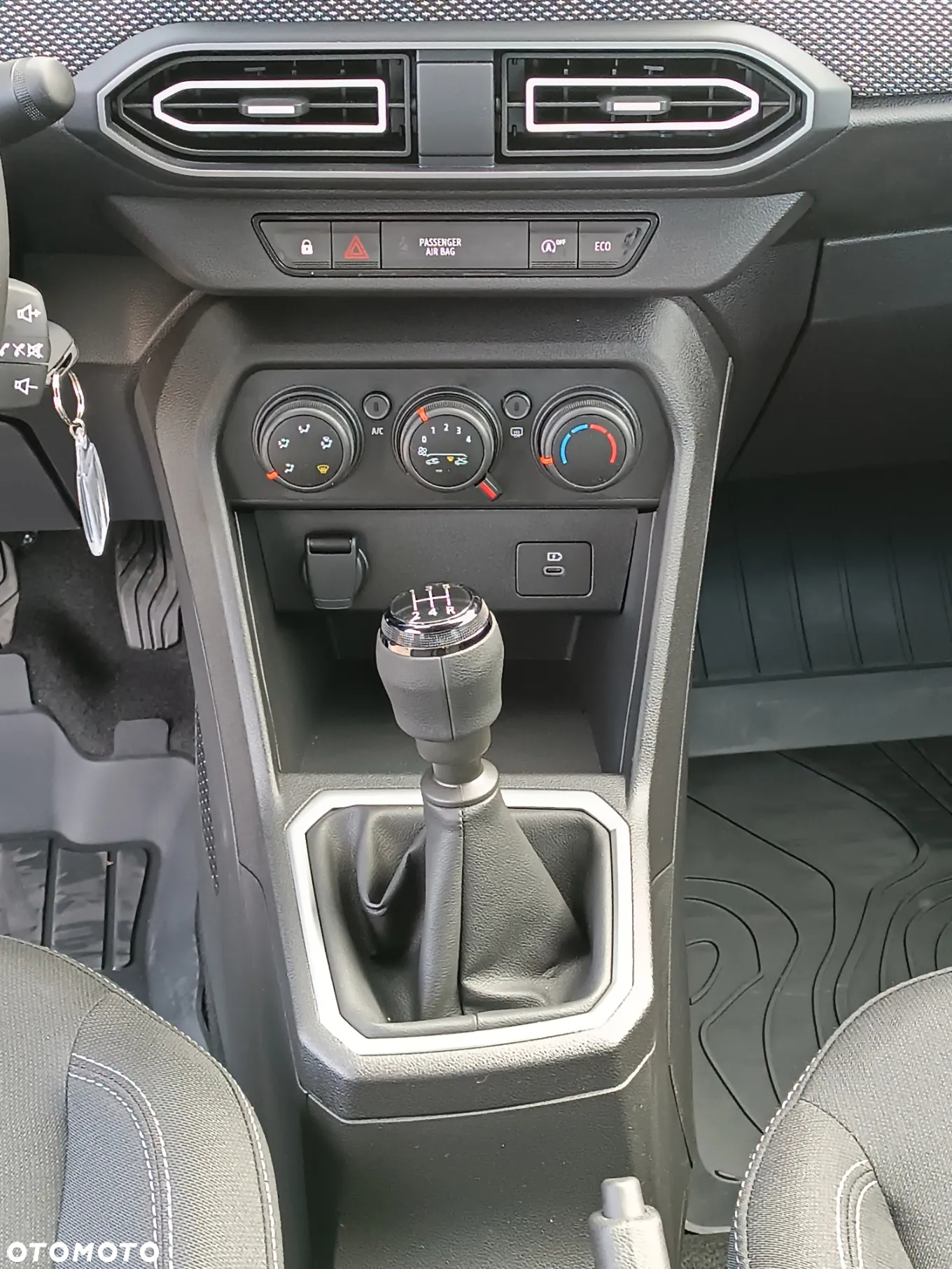 Dacia Sandero 1.0 TCe Expression - 7