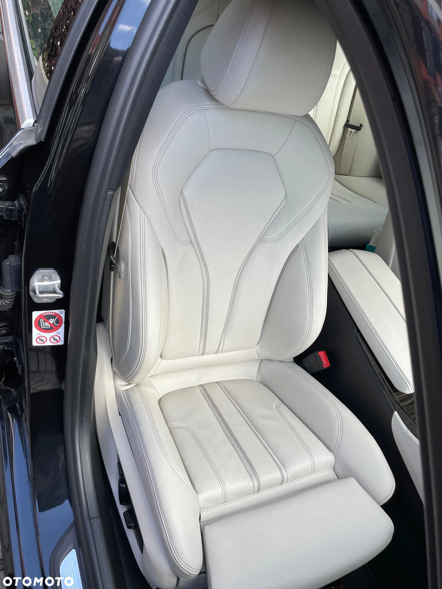 BMW Seria 5 530i GPF xDrive M Sport sport - 31