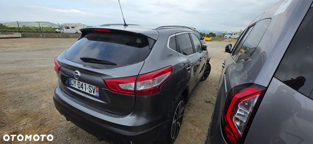 Nissan Qashqai 1.6 dCi Xtronic TEKNA+ - 8