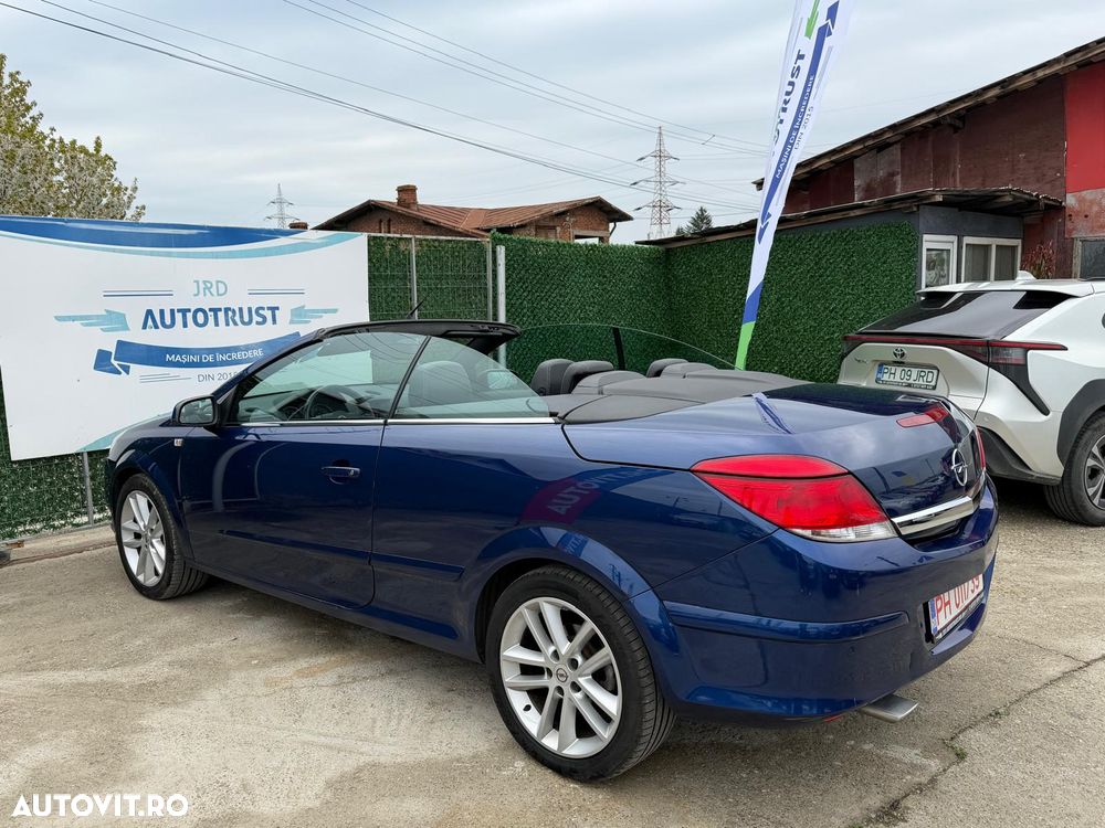 Opel Astra 1.8 Endless Summer - 4