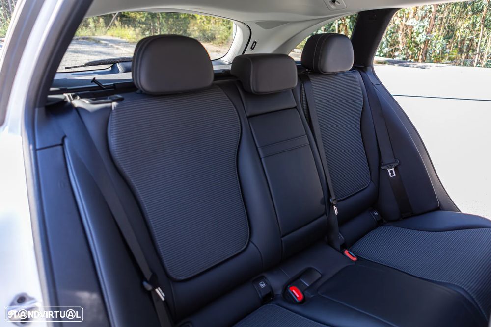 Mercedes-Benz C 220 - 27
