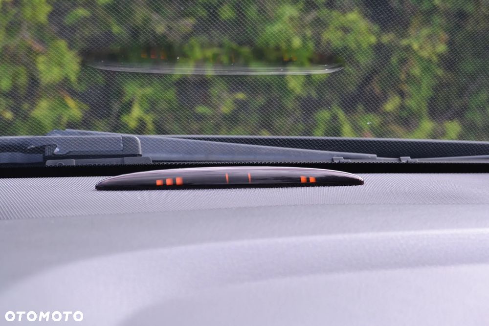 Mercedes-Benz Klasa B 180 CDI (BlueEFFICIENCY) - 40