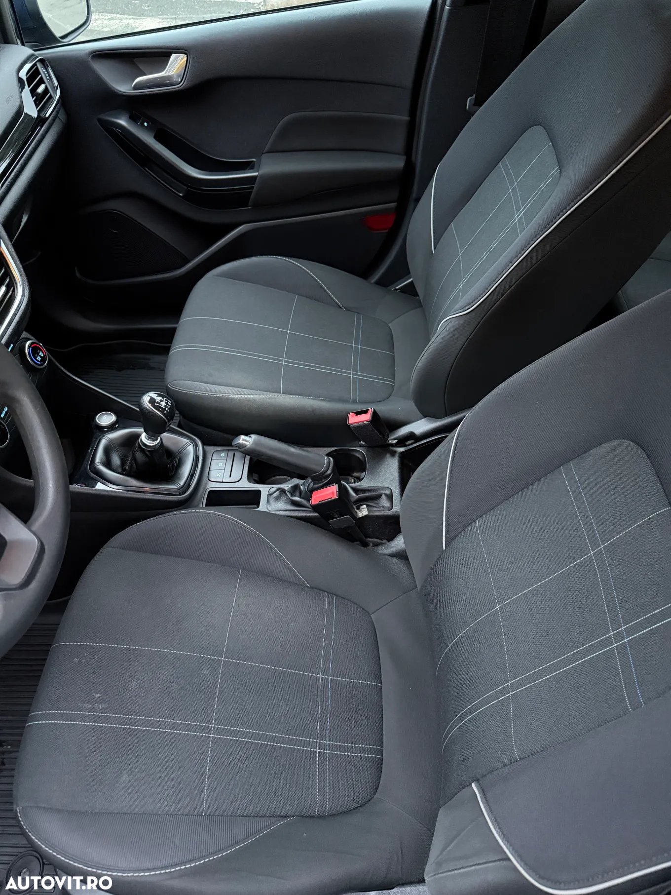 Ford Fiesta 1.0 EcoBoost Trend - 12