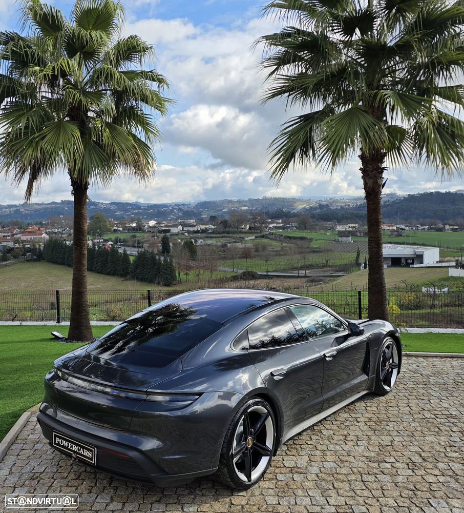 Porsche Taycan Bateria Performance Plus - 11