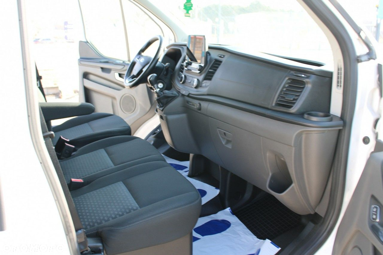 Ford Transit Custom - 24