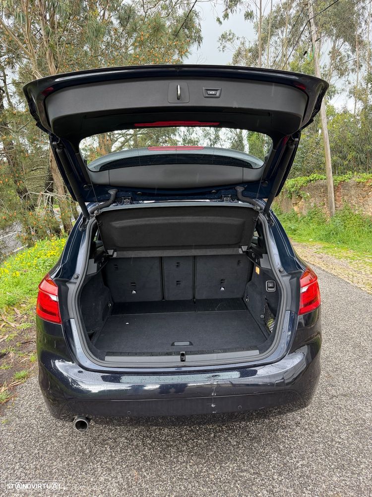 BMW 218 Active Tourer d Line Luxury Auto - 6