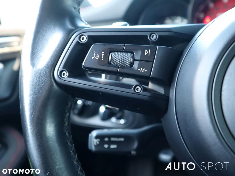 Porsche Macan GTS - 22